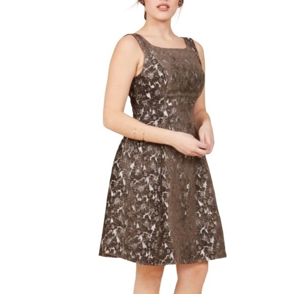 ModCloth Genuine Joy Silver & Brown Flocked Floral A Line Dress Women’s XL - Picture 1 of 13